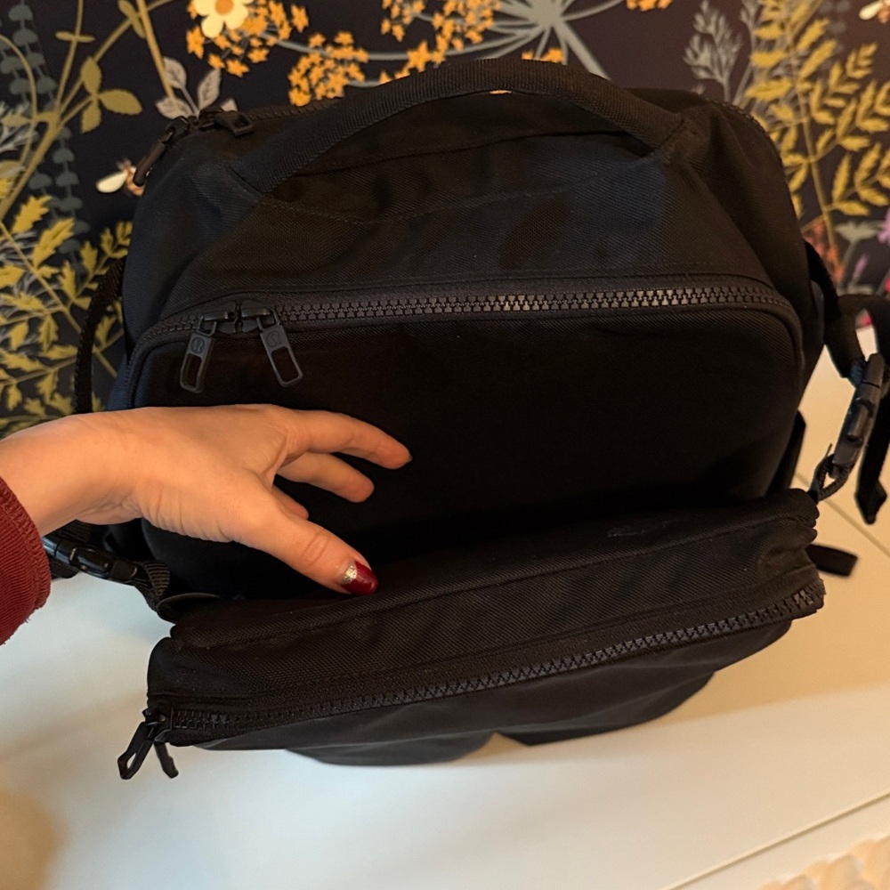 Lululemon Backpack - image 7